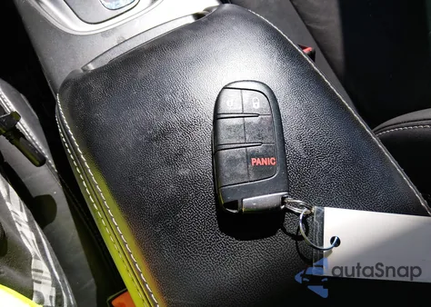 2018 Dodge Journey Crossroad Awd z USA, uszkodzony, nr VIN 3C4PDDGG7JT511190